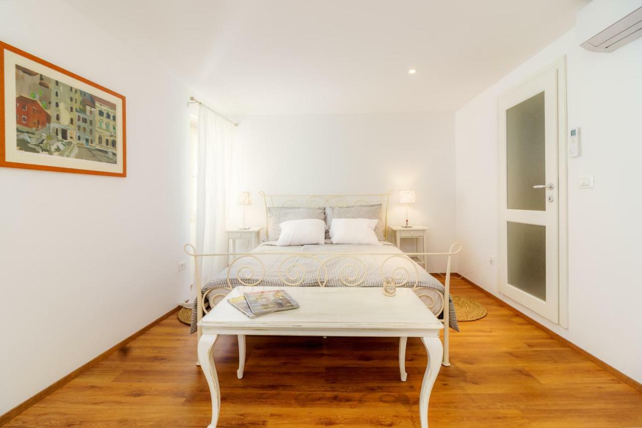 Felix Apartment Rovinj Eksteriør billede